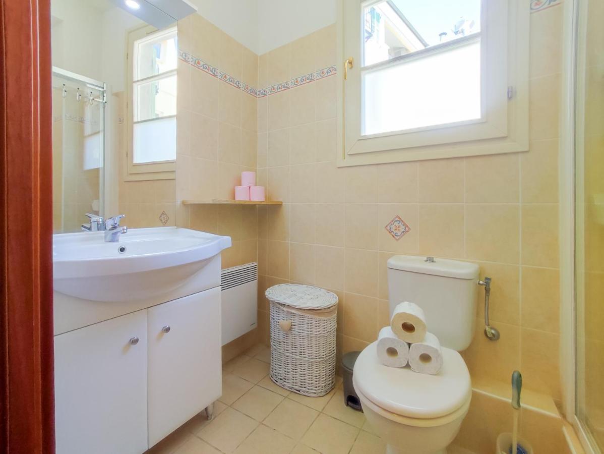 Apartamento Grimaldi Centrale 5 Pers Wi-Fi Ac Niza Exterior foto